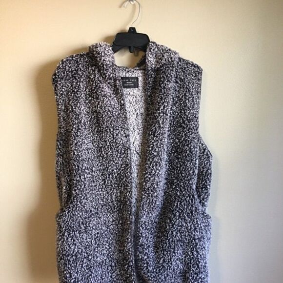 Love tree medium grey vest - Picture 1 of 6